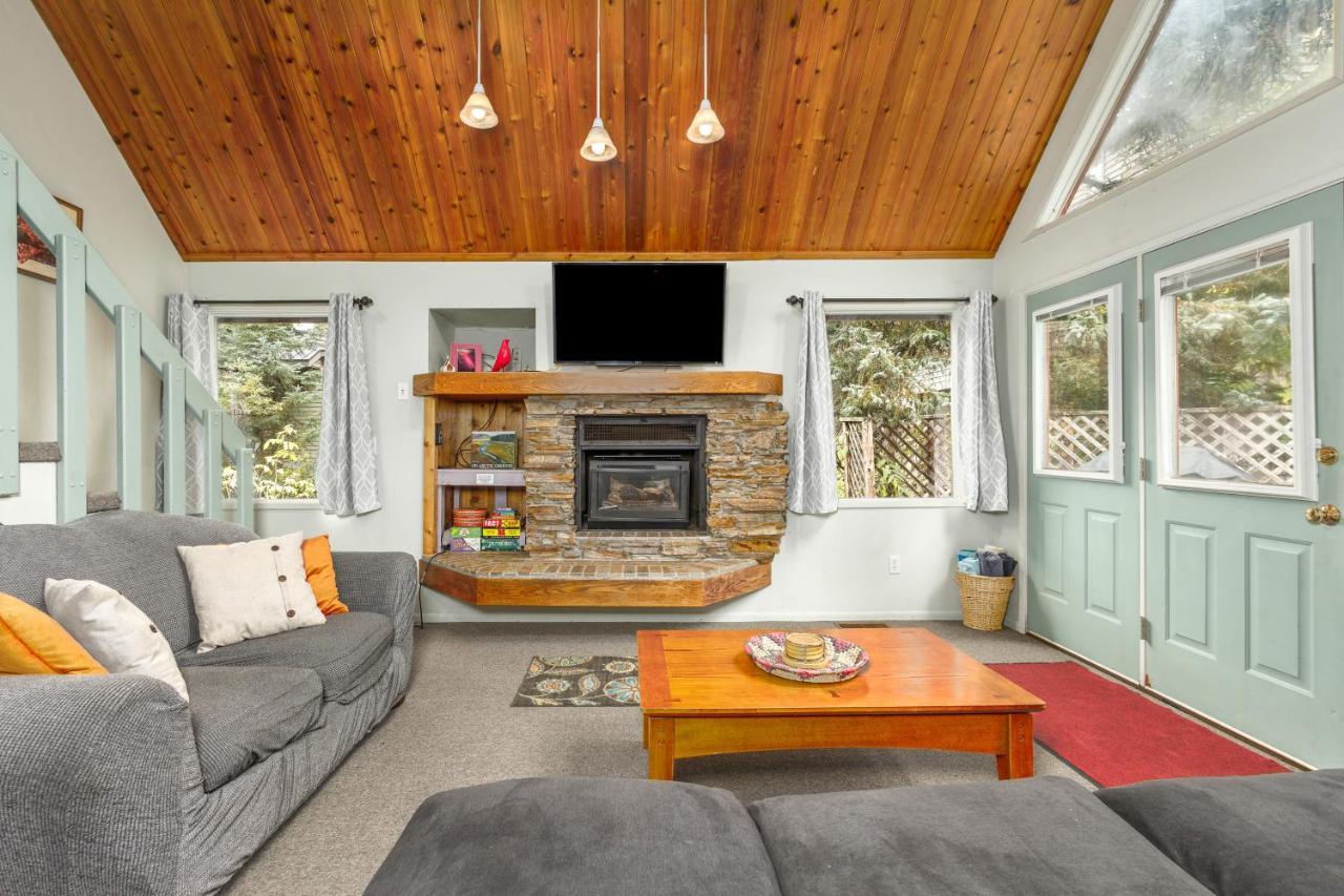 Snowbird Chalet #8 Girdwood Exterior photo